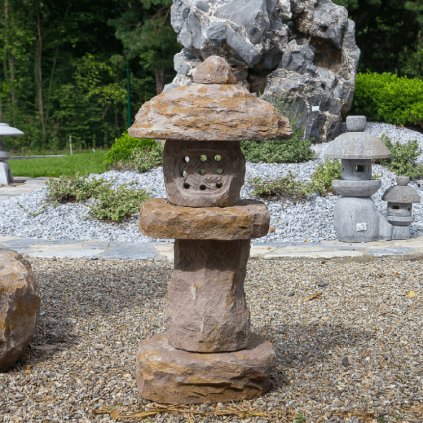 lampa do japonské zahrady