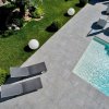 bezúdržbová dlažba k bazénu