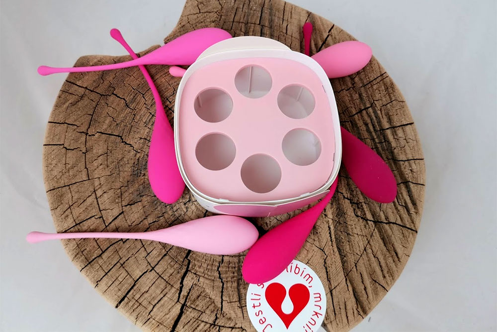 Recenze: Posilovač pánevního dna Feeltoys Femmefit Pelvic