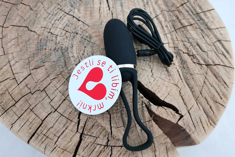 Nabíjení vibračního vajíčka