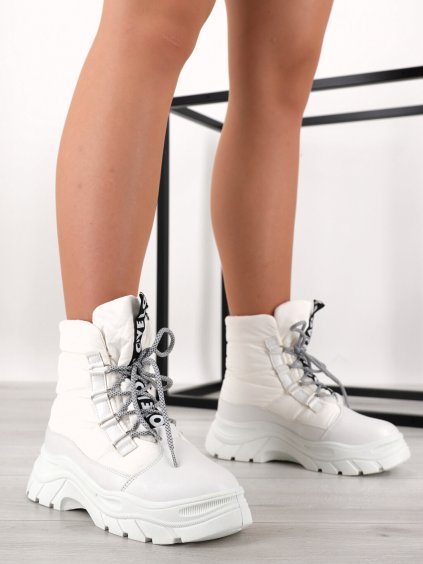 biele damske latkove cizmy 20216 white 1