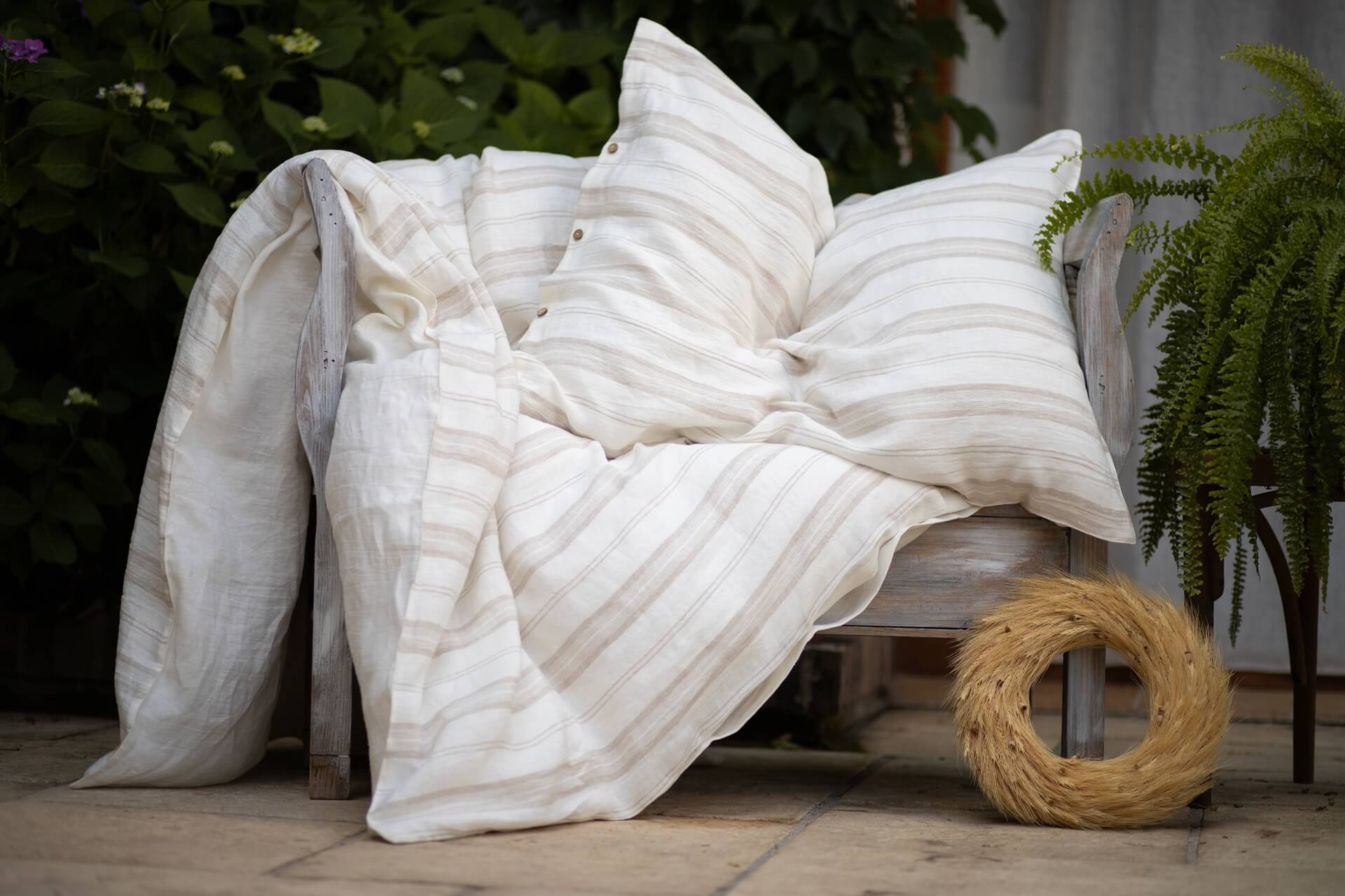 ABY SE NÁM SNILI TY NEJKRÁSNĚJŠÍ SNY