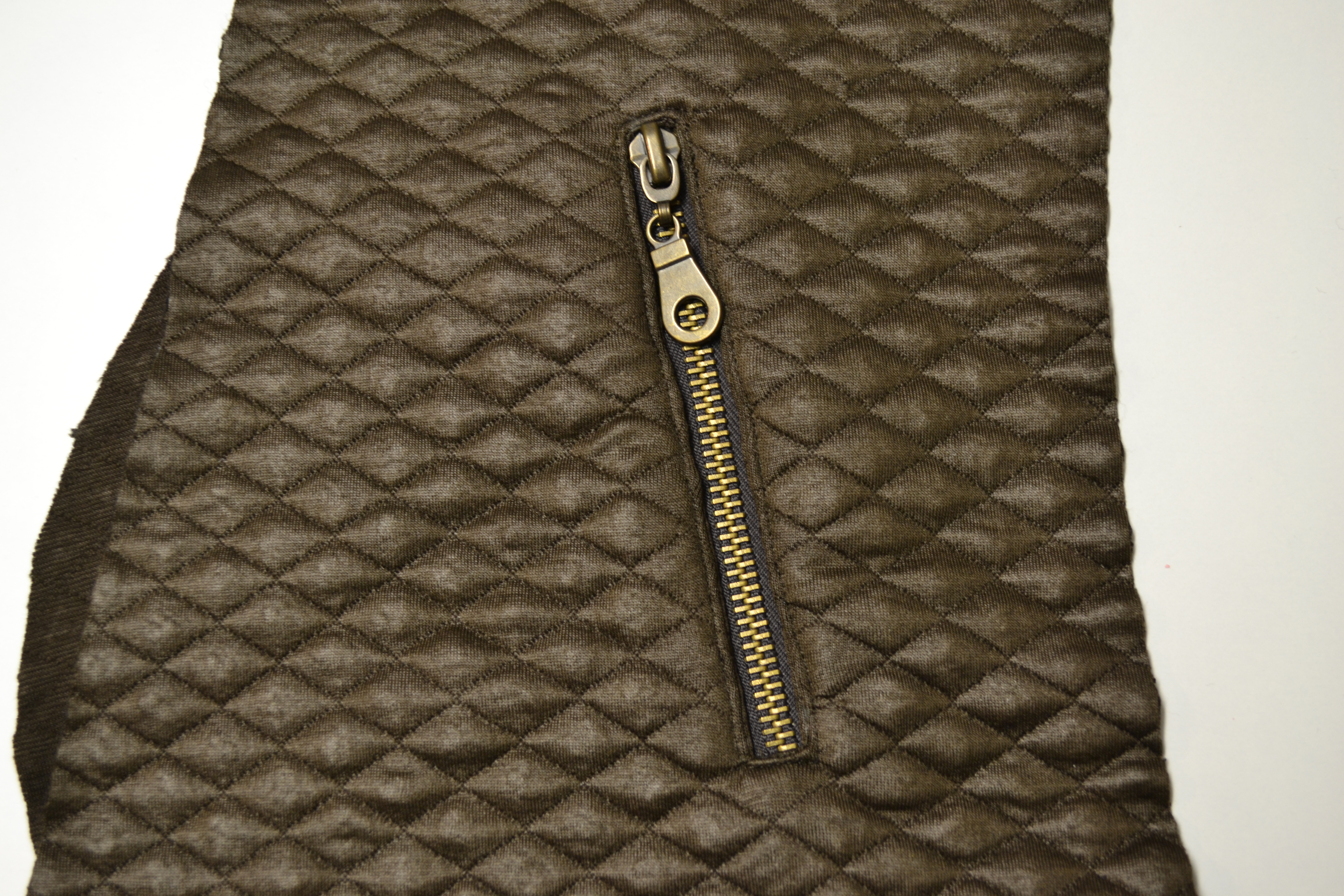 Návod na prostřiženou kapsu se zipem