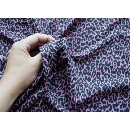 SHAPE lila leopard