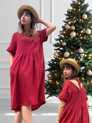 BOHOvské Vánoce 🙂🌲❤️ Šaty na Štědrý den? Co říkáte těmto? Užijete je celý rok, jsou totiž z bio bavlněného mušelínu a jsou...