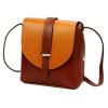 Kožená moderní malá dámská crossbody kabelka hnědá / camel hnědá