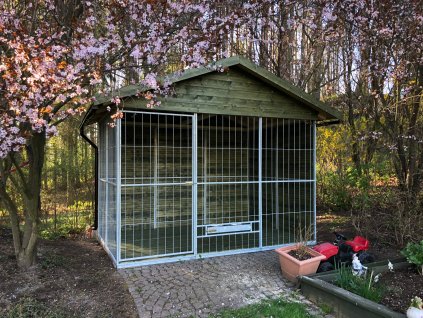 Kotec 2x3m se šindelovou střechou