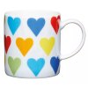 Porcelánový hrníček na espresso Hearts s barevnými srdíčky. Objem je 80 ml.