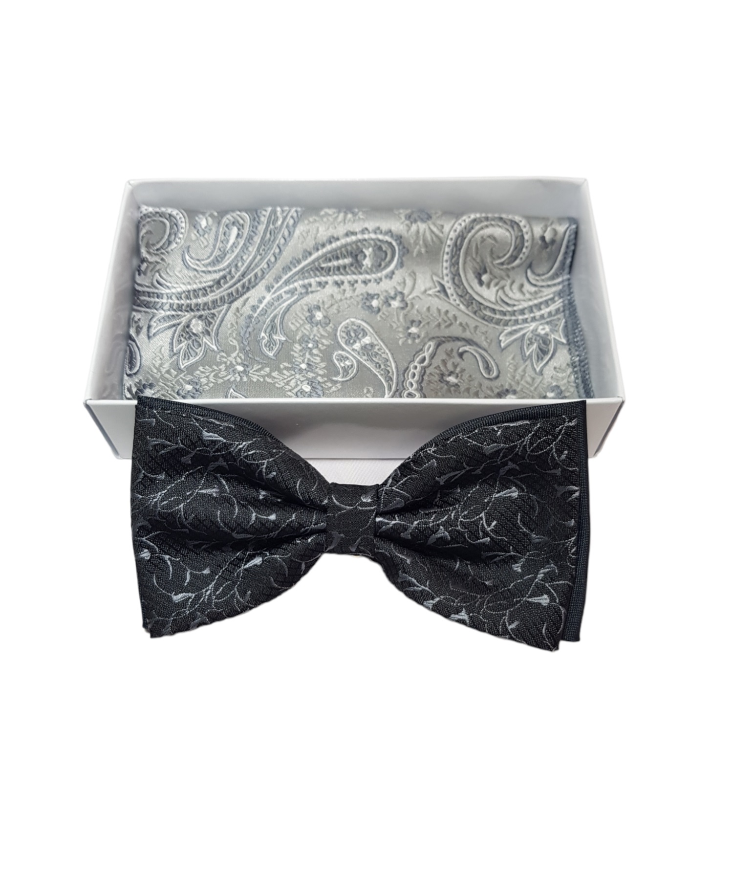 Pánsky motýlik Dolce black duo  s vreckovkou  v krabičkovom balení. Veľkosť: 12cm, Farba: Tmavosivá