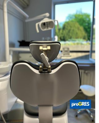 Nainstalováno ✅ @diplomat_dental DIPLOMAT MODEL ONE 100 Nesená zubní souprava Tlačítková ovládací klávesnice Bez-uhlíkové...