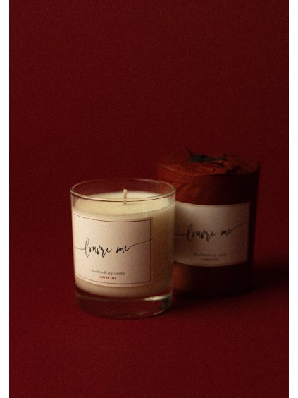 by janatini louvre me soy candle for her