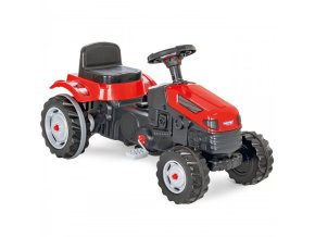 červený šliapací traktor