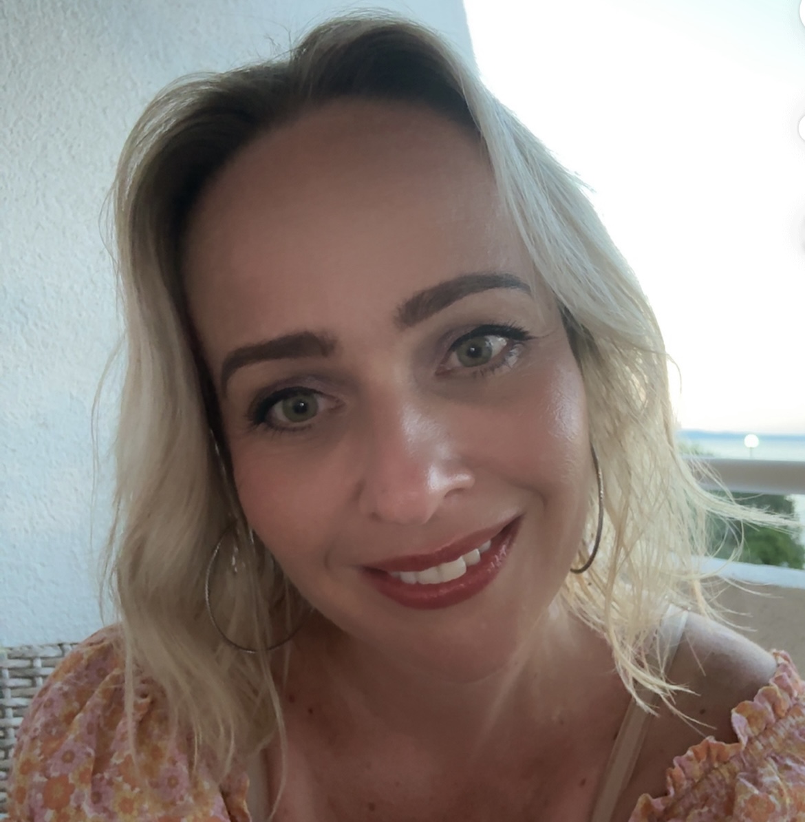 Rty českých žen? Katastrofa, tak je zakrývají rtěnkou. Řešení ale existuje