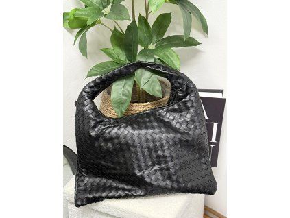kabelka s pleteným efektem