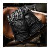 tools black gloves (1)