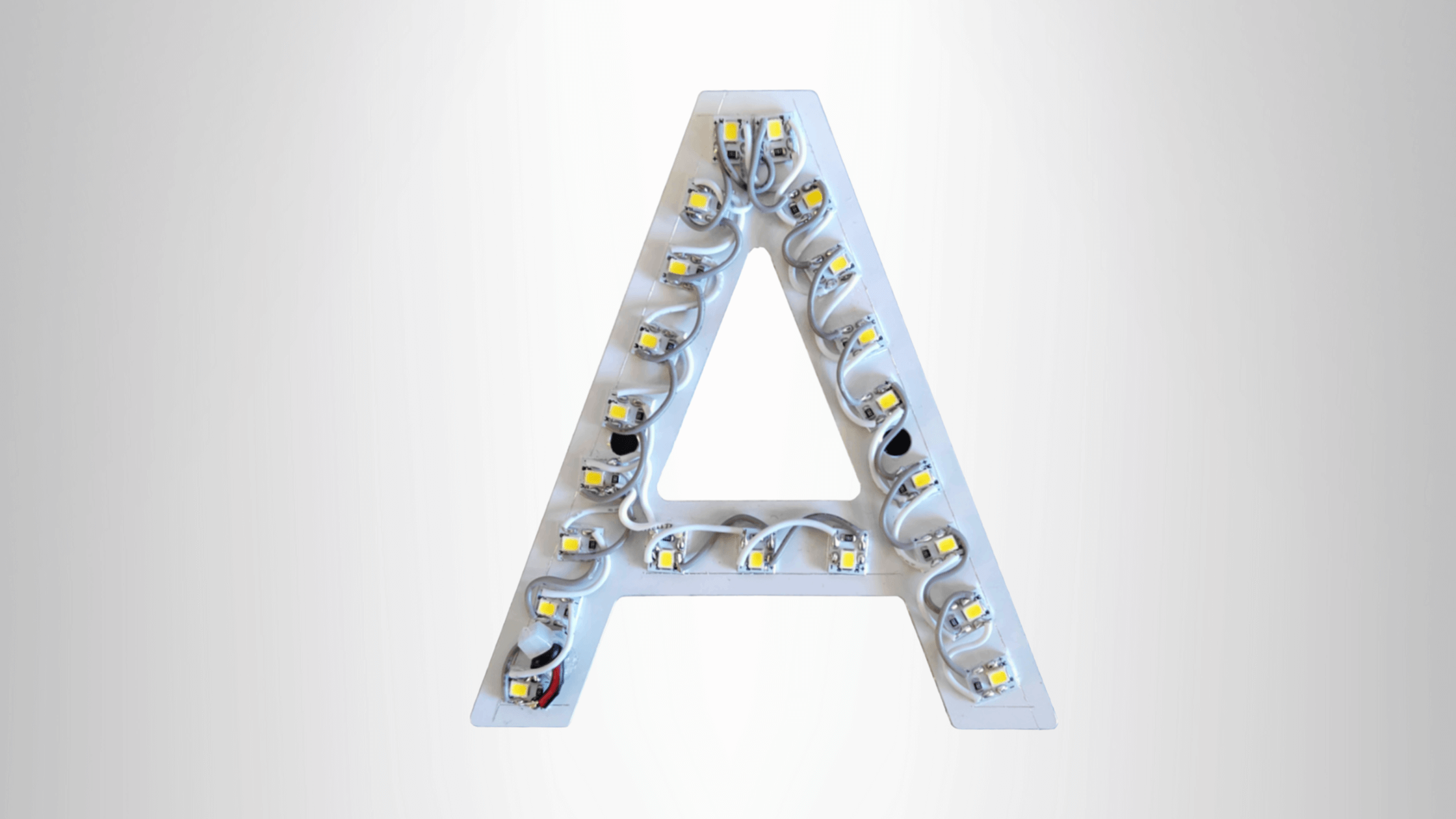 LED-moduly-v2-no-logo-2240x1260-3-min