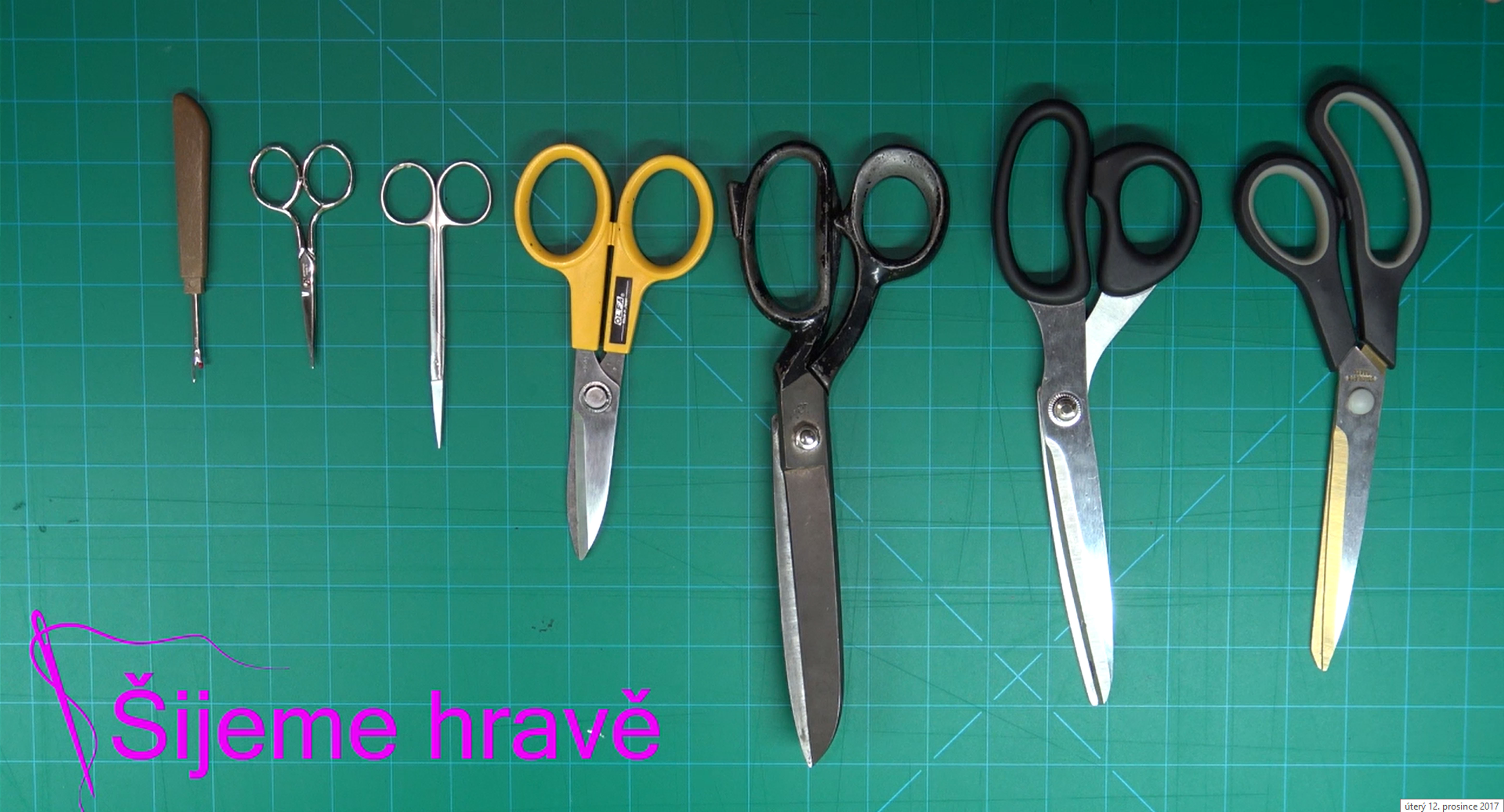 Jak a čím stříhat látku