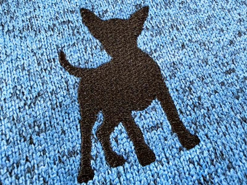 Ukázka výšivky - pes - čivava výšivka - Šiklo - Velké Hamry