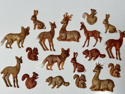 Sada lesních zvířat z pryskyřice