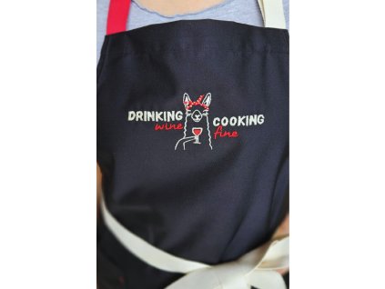 zastera-vysivka-lama-drinking-wine-cooking-fine