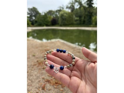 Náramek z jaspisu, lápis lazuli a křišťálu