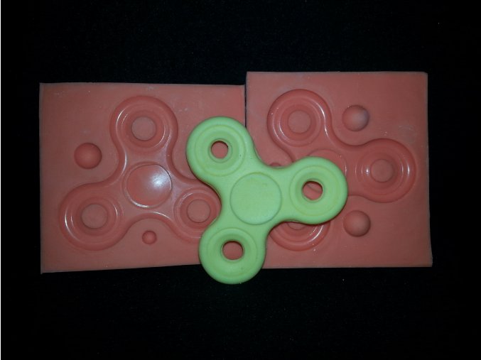 Silikonová formička spinner 3135