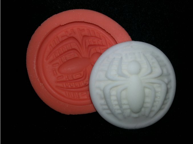 Silikonová formička pavouk spiderman 2080