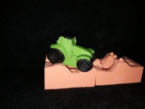 Silikonová formička traktor 3243