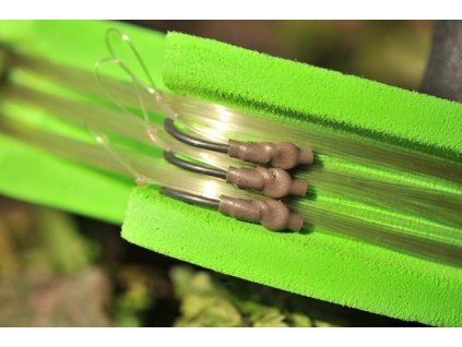 korda navazec ready tied zig rig s protihrotem 3 ks (1)