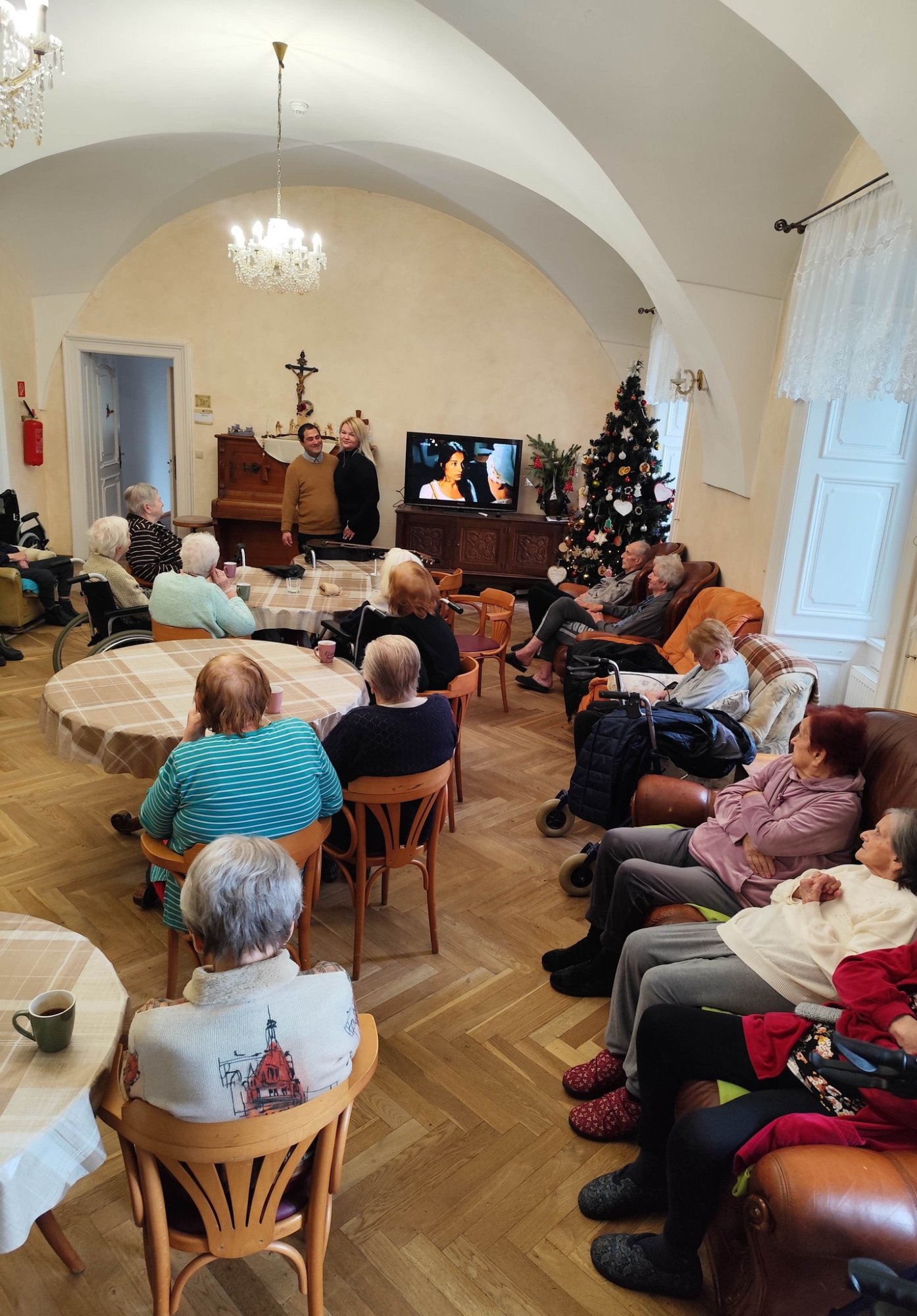 Vianočná hudba v Seniorville: Radosť, spomienky a spoločné chvíle