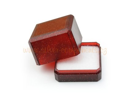 38x38x32 cervenobila