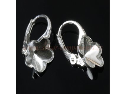 nausnicovy hacek pro kyticky