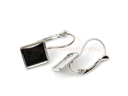 bizuterni nausnicovy hacek ctverce rovne 2