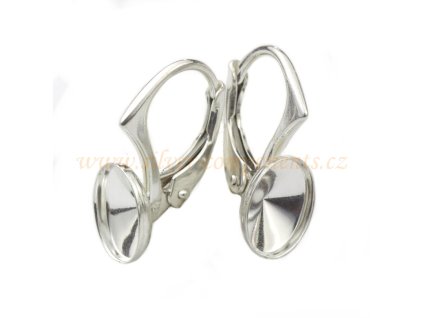 nausnicovy hacek oval rivoli 8