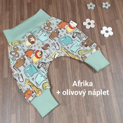 Chlapecké tepláčky, velikost 50/ 56