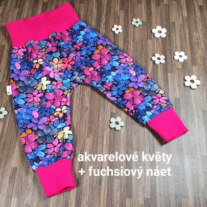 Dívčí tepláčky, velikost 92