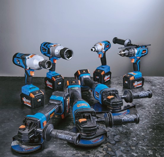 NAREX 60V bezuhlíková AKU technika