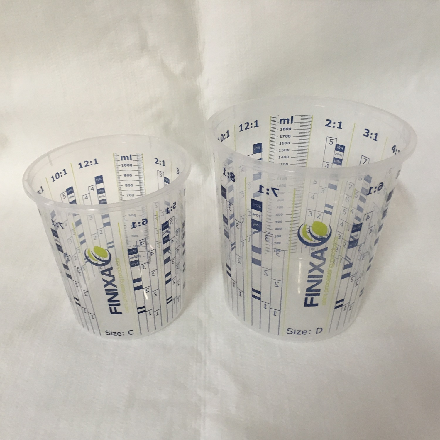 Finixa odměrka plast 2,3l 132819