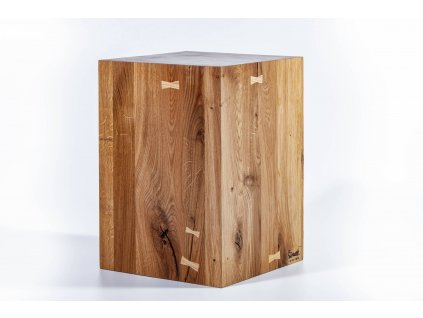 Dubový odkládací stolek - Šimek interier