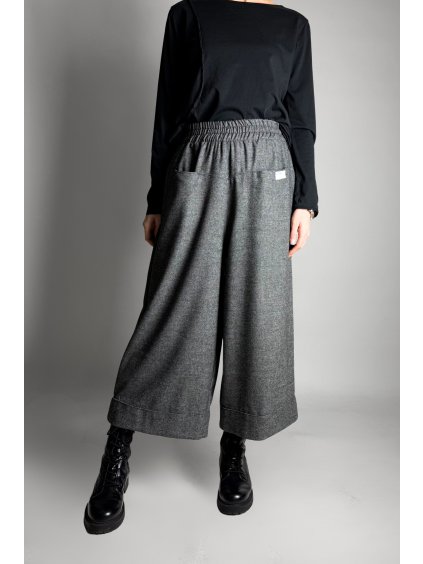 Široké Bermudy Milano Stone