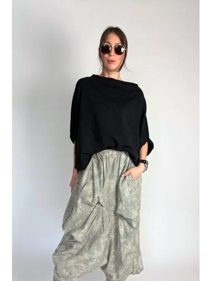 Top | Halenka s kulatým střihem Black