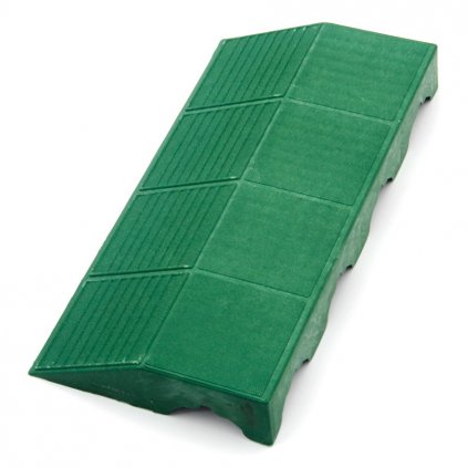 11592 zeleny plastovy najezd samice pro terasovou dlazbu linea combi 40 x 19 5 x 4 8 cm