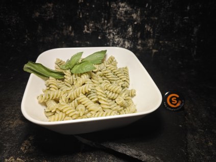 FUSILLI S BAZALKOVÝM PESTEM 300g