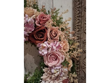 Viktorianský věnec celoroční cca 60cm