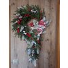 Vánoční věnec červená růže zasněžená s rolničkou 45x70cm
