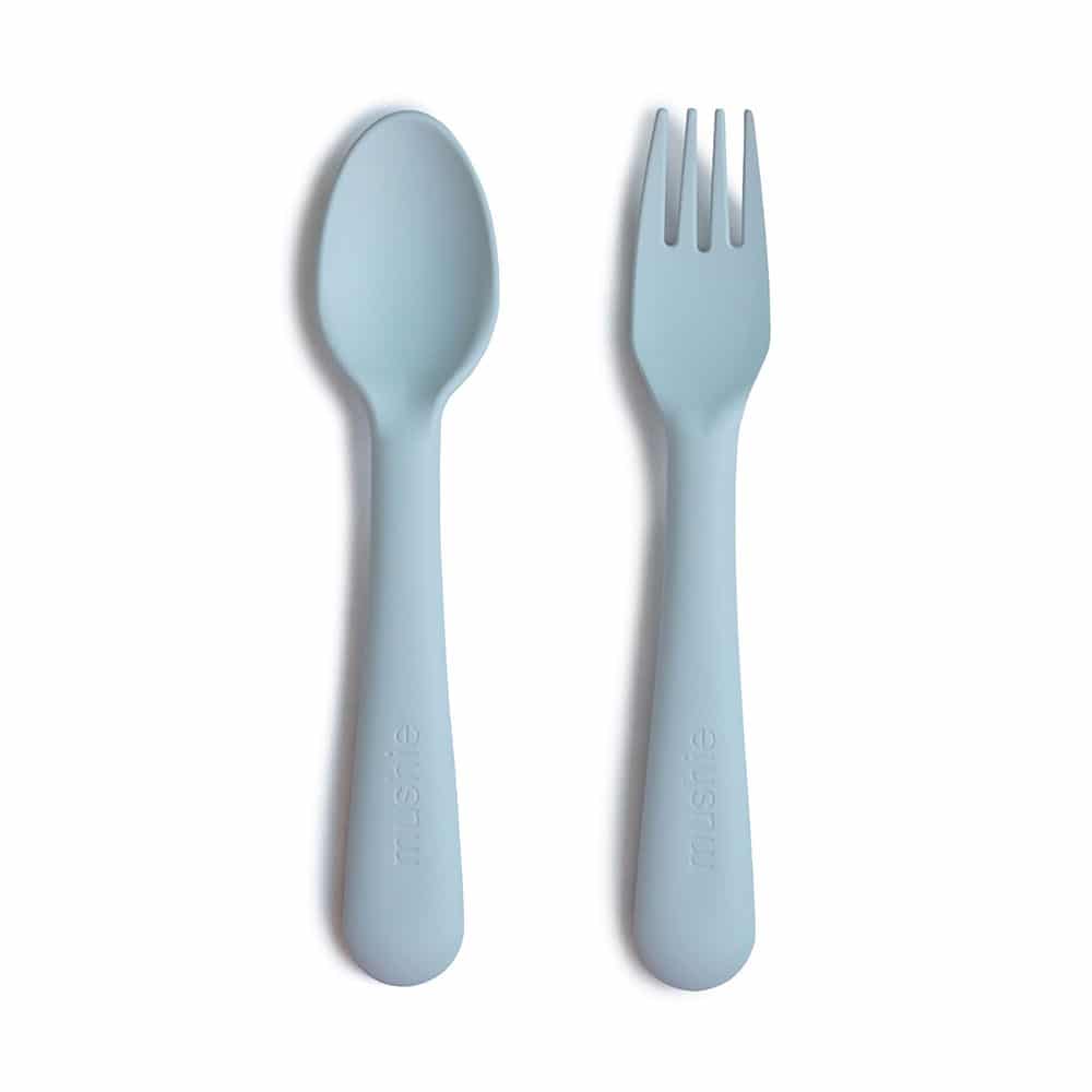 Mushie detský príbor - lyžička a vidlička Powder blue