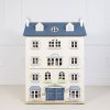 H152 palace dolls house front