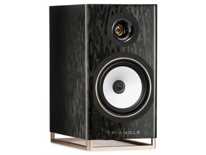 61270 triangle capella hvezdna cerna