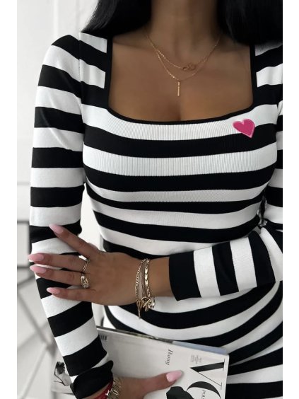 Pruhované šaty SRDCE