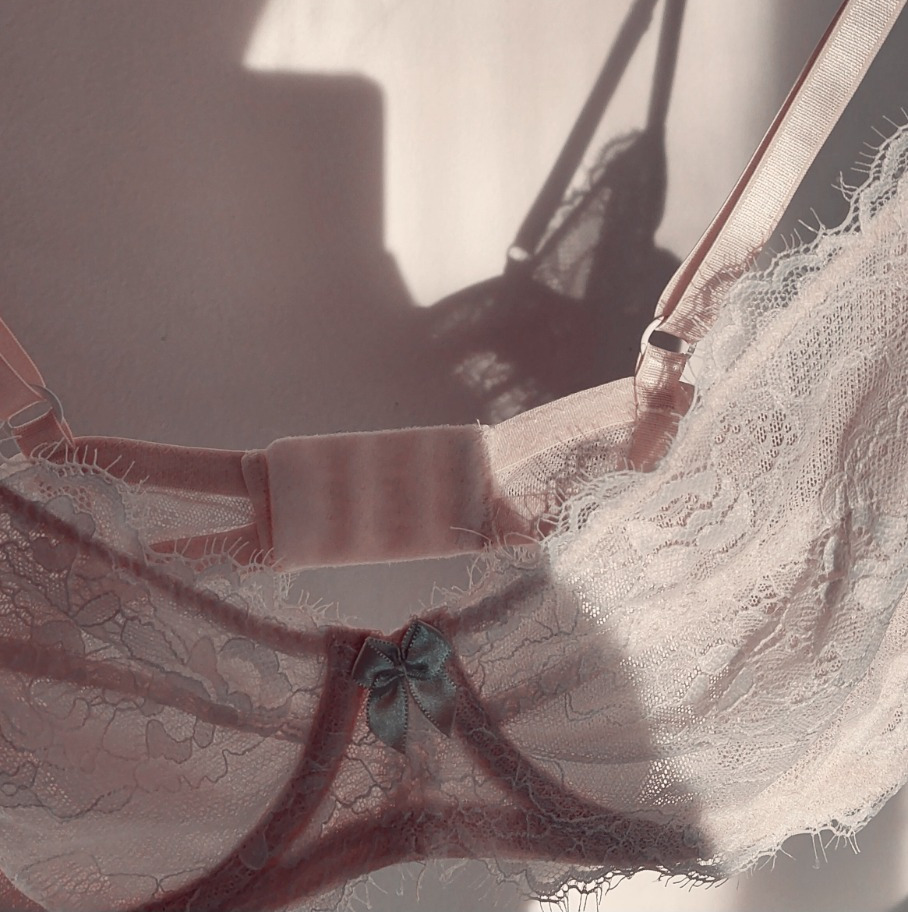 Střihy na podprsenku zdarma